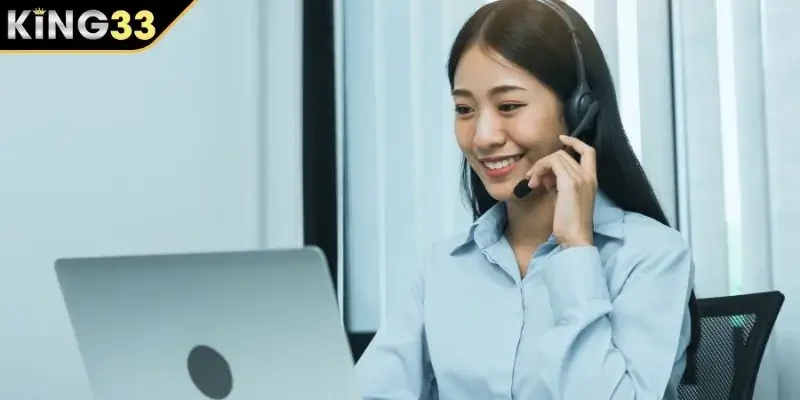 Trò chuyện qua mạng xã hội